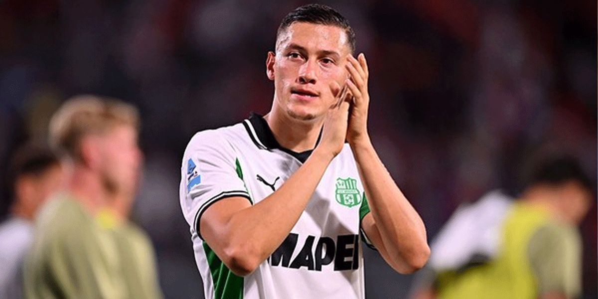 Jay Idzes Tampil Solid! Sassuolo Curi Poin Penting di Kandang Lecce