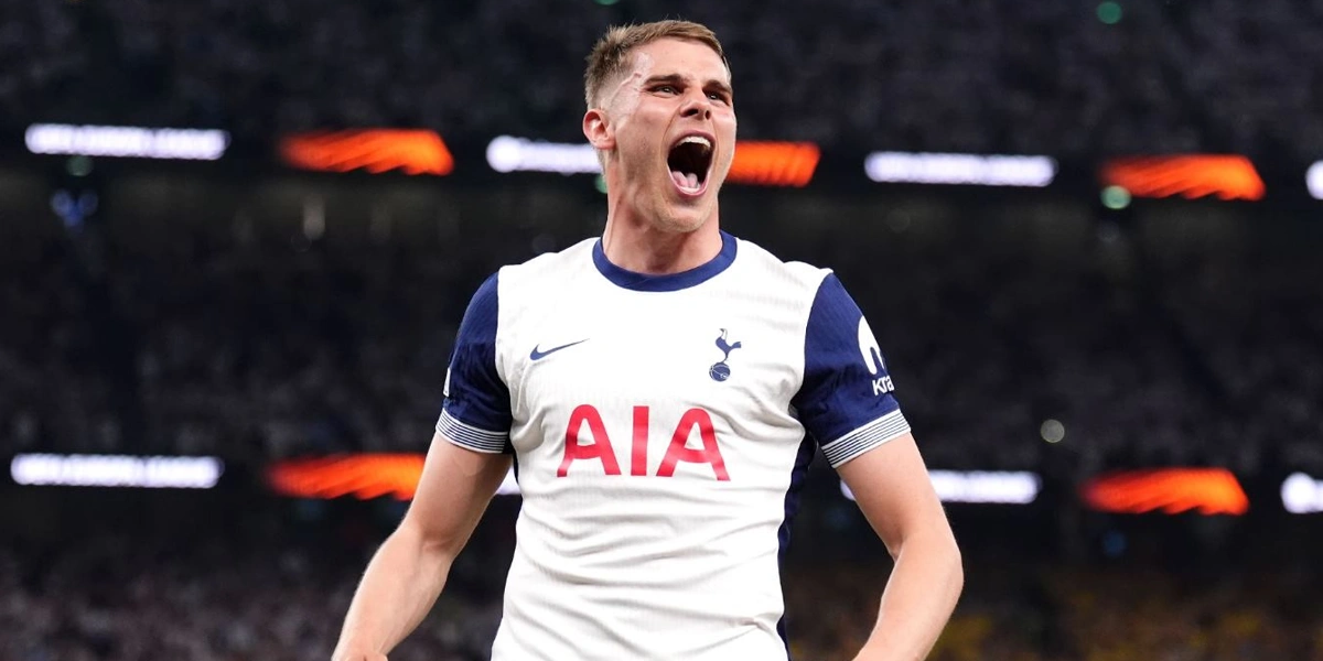 Van de Ven Jadi Incaran Liverpool, Man United, dan Real Madrid